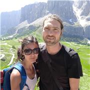 Insegnante in attesa di contratto con la scuola